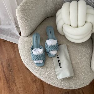 NEW LOLACRUZ sandals worn once